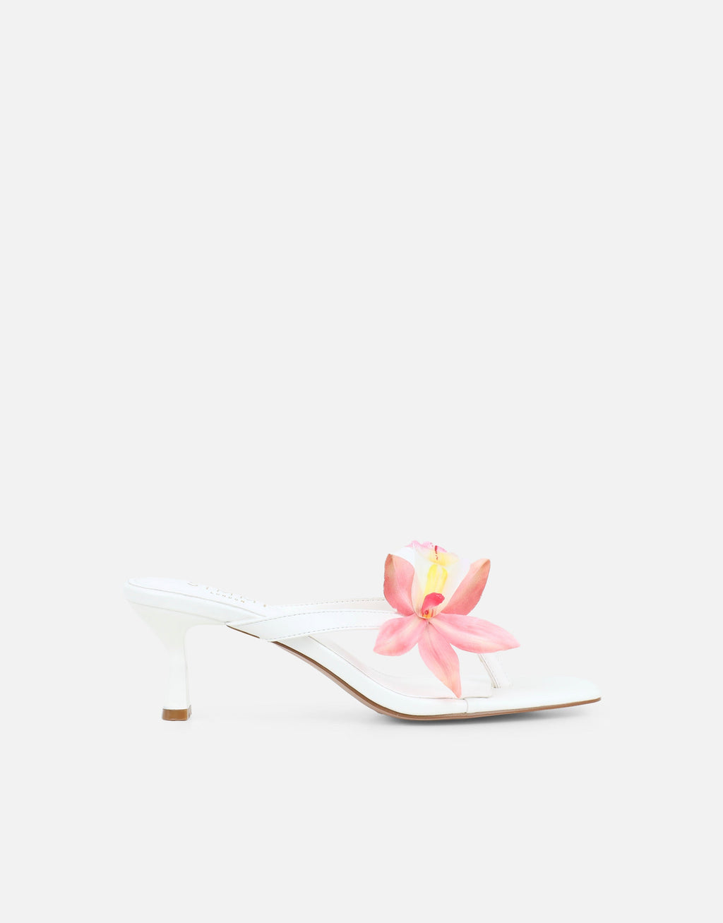 Ruby White Flower Detail Mules